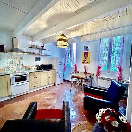 Ferienwohnung Un Moment Suspendu Aix-en-Provence Exterior foto